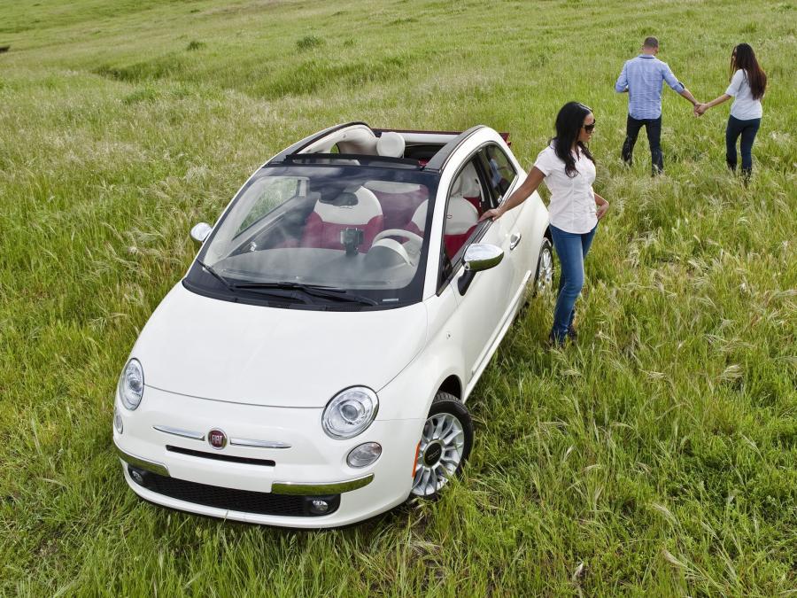  Fiat 500C Lounge 2011 года  (US) (фото 21 из 26)